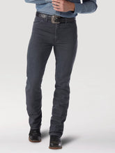 Cargar imagen en el visor de la galería, Wrangler Men's Cowboy Cut Slim Fit Jeans (Charcoal) 0936