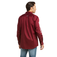 Load image into Gallery viewer, Ariat Men's Team Logo Fitted Shirt (Wine) 10034233