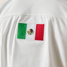 Cargar imagen en el visor de la galería, Ariat Men's New Team Softshell Mexico Jacket (White) 10043549