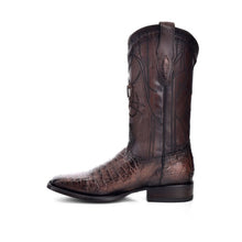 Cargar imagen en el visor de la galería, CUADRA Men's Brown Caiman Laser & Embroidery Round Toe Boots – CU424