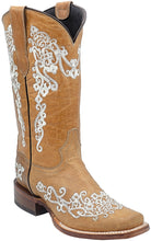 Load image into Gallery viewer, Silverton Diana All Leather Square Toe Boots (Beige)