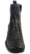 Cargar imagen en el visor de la galería, Silverton Jerry All Leather Wide Square Toe Short Boots (Black)
