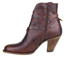 Load image into Gallery viewer, Silverton Baker All Leather Round Toe Short Boots (Shedron)
