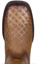 Cargar imagen en el visor de la galería, Silverton Finn All Leather Wide Square Toe Boots (Honey)
