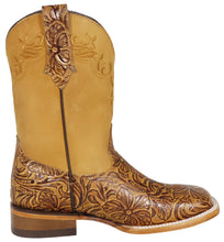 Cargar imagen en el visor de la galería, Silverton Miranda All Leather Wide Square Toe Boots (Honey)
