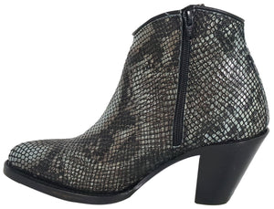Silverton Sandra All Leather Snip Toe Short Boots (Gray)