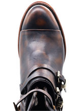 Cargar imagen en el visor de la galería, Silverton Crue All Leather Round Toe Short Boots (Black/Brown)
