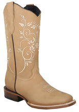 Cargar imagen en el visor de la galería, Silverton Jennifer All Leather Wide Square Toe Boots (Beige)
