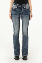 Cargar imagen en el visor de la galería, Rock Revival Women&#39;s Willow B202 Boot Cut Jeans (Dark Blue) RP3142B202-25
