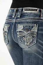 Cargar imagen en el visor de la galería, Rock Revival Women&#39;s Willow B202 Boot Cut Jeans (Dark Blue) RP3142B202-25
