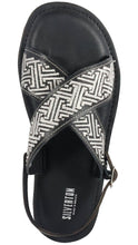 Cargar imagen en el visor de la galería, Silverton Hermes All Leather Cross Strap Sandals (Black)
