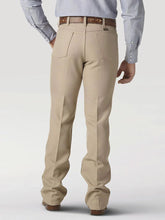 Load image into Gallery viewer, Wrangler Men&#39;s Wrancher Polyester Stretch Twill Dress Jeans (Khaki) 00082KH

