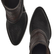 Load image into Gallery viewer, CUADRA Ladies Black Stingray Laser &amp; Woven Round Toe – CU618
