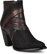 Load image into Gallery viewer, CUADRA Ladies Black Stingray Laser &amp; Woven Round Toe – CU618
